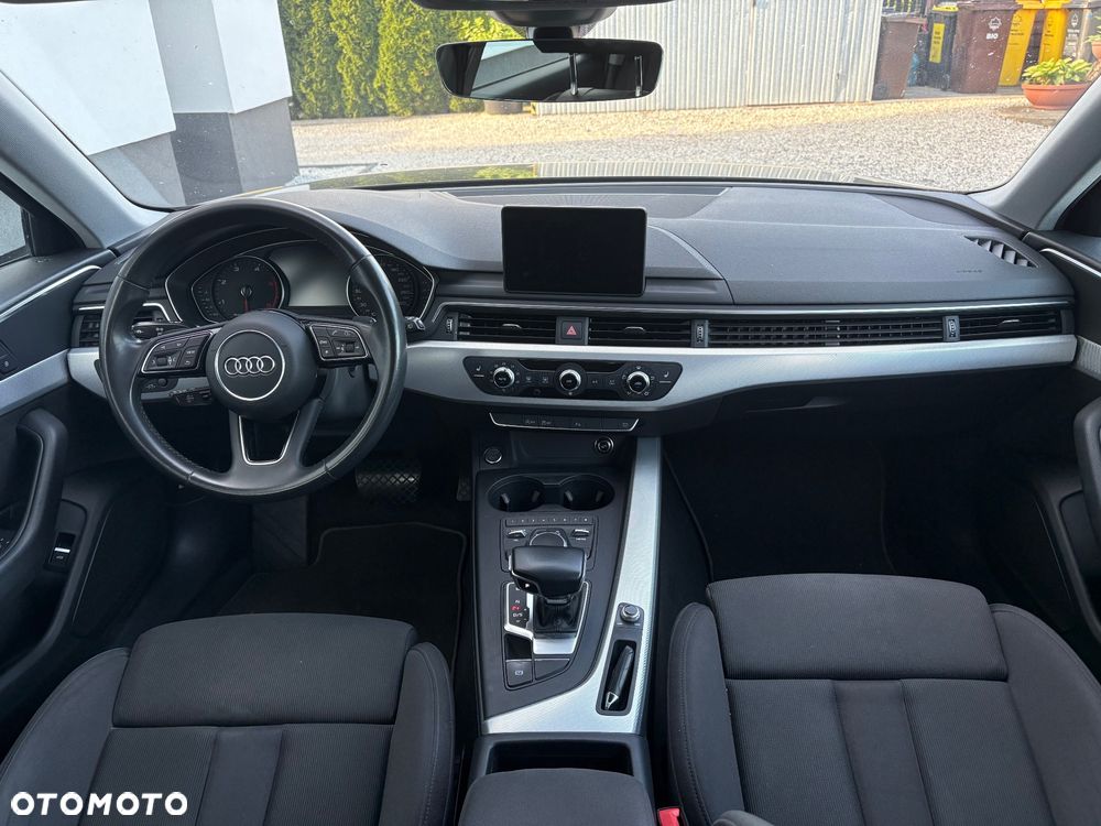 Audi A4 - 12