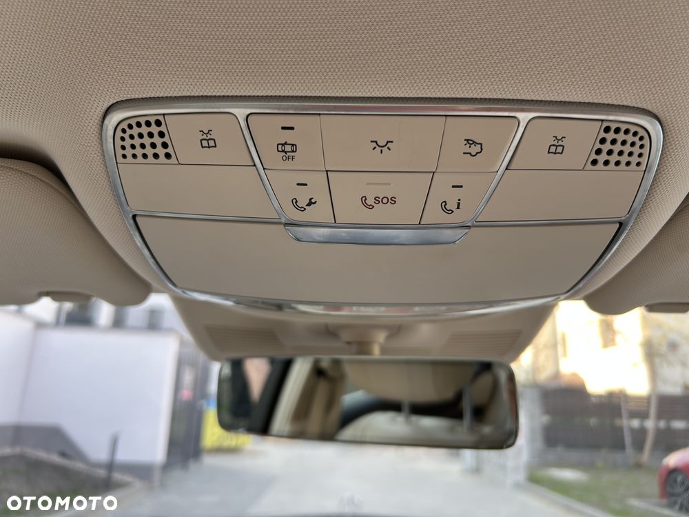 Mercedes-Benz Klasa S 400 d 4-Matic 9G-TRONIC - 35