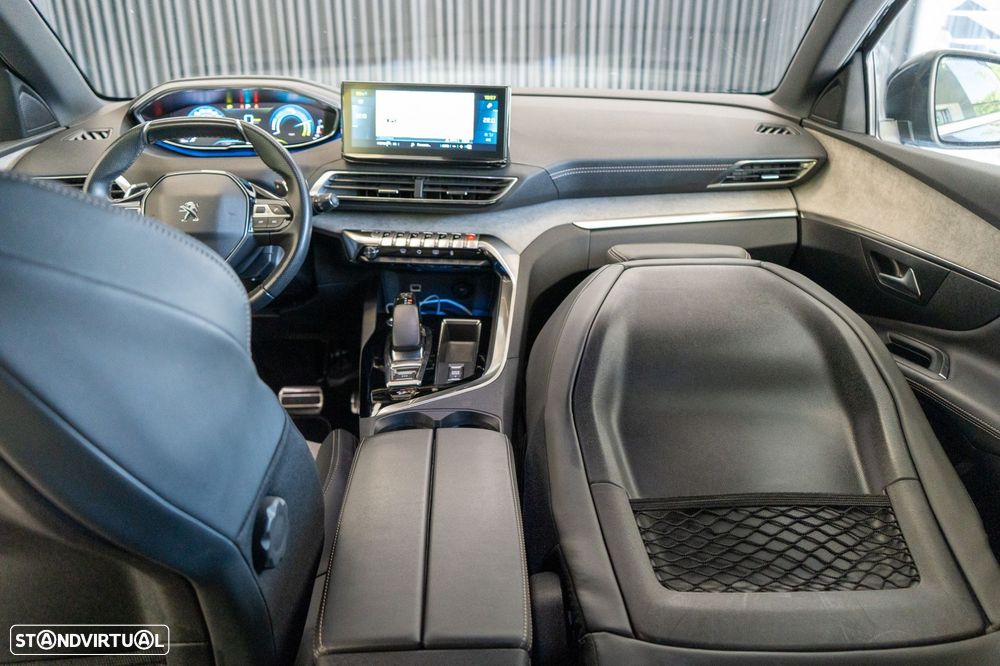 Peugeot 3008 1.6 Hybrid4 GT Line e-EAT8 - 11