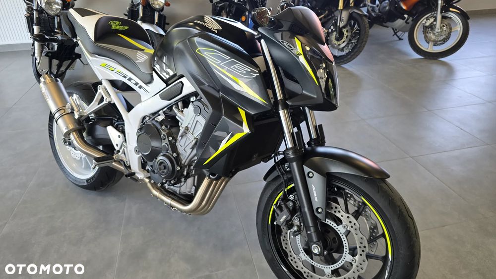 Honda CB - 28