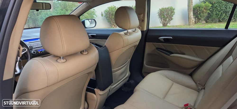 Honda Civic 1.3 DSI i-VTEC Hybrid Executive - 14