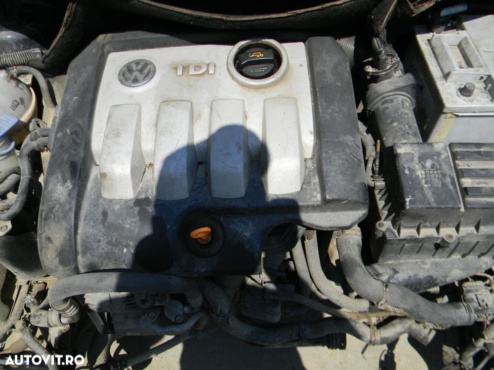 Dezmembrari  VW TOURAN (1T)  2003  > 2010 1.9 TDI Motorina - 6