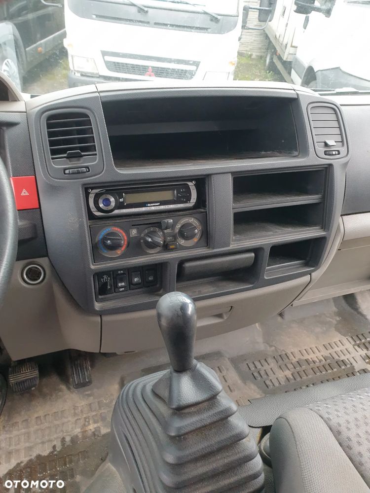 Nissan cabstar - 13