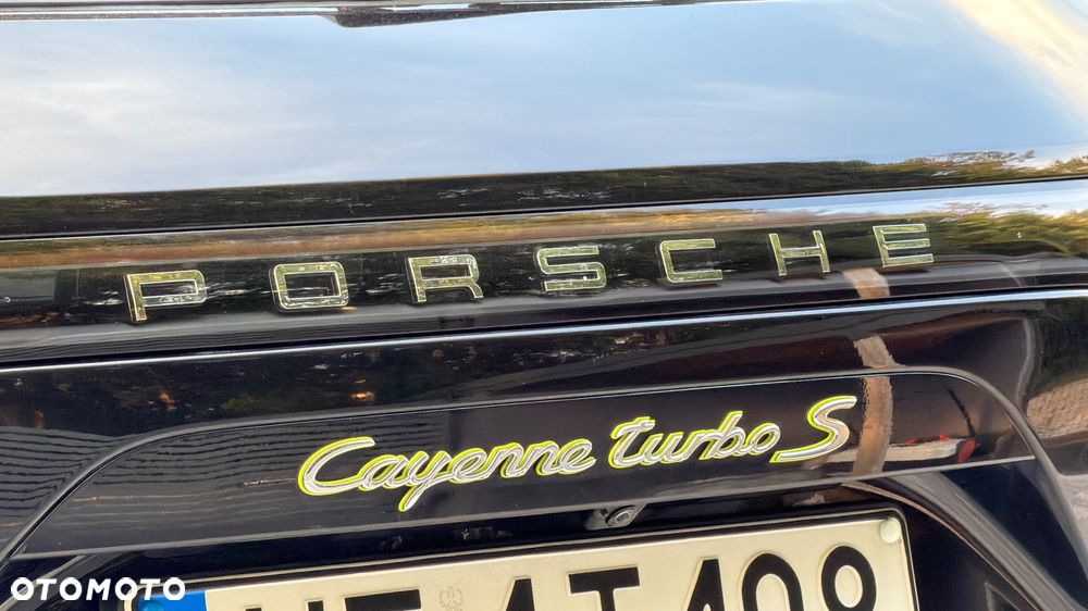 Porsche Cayenne - 24