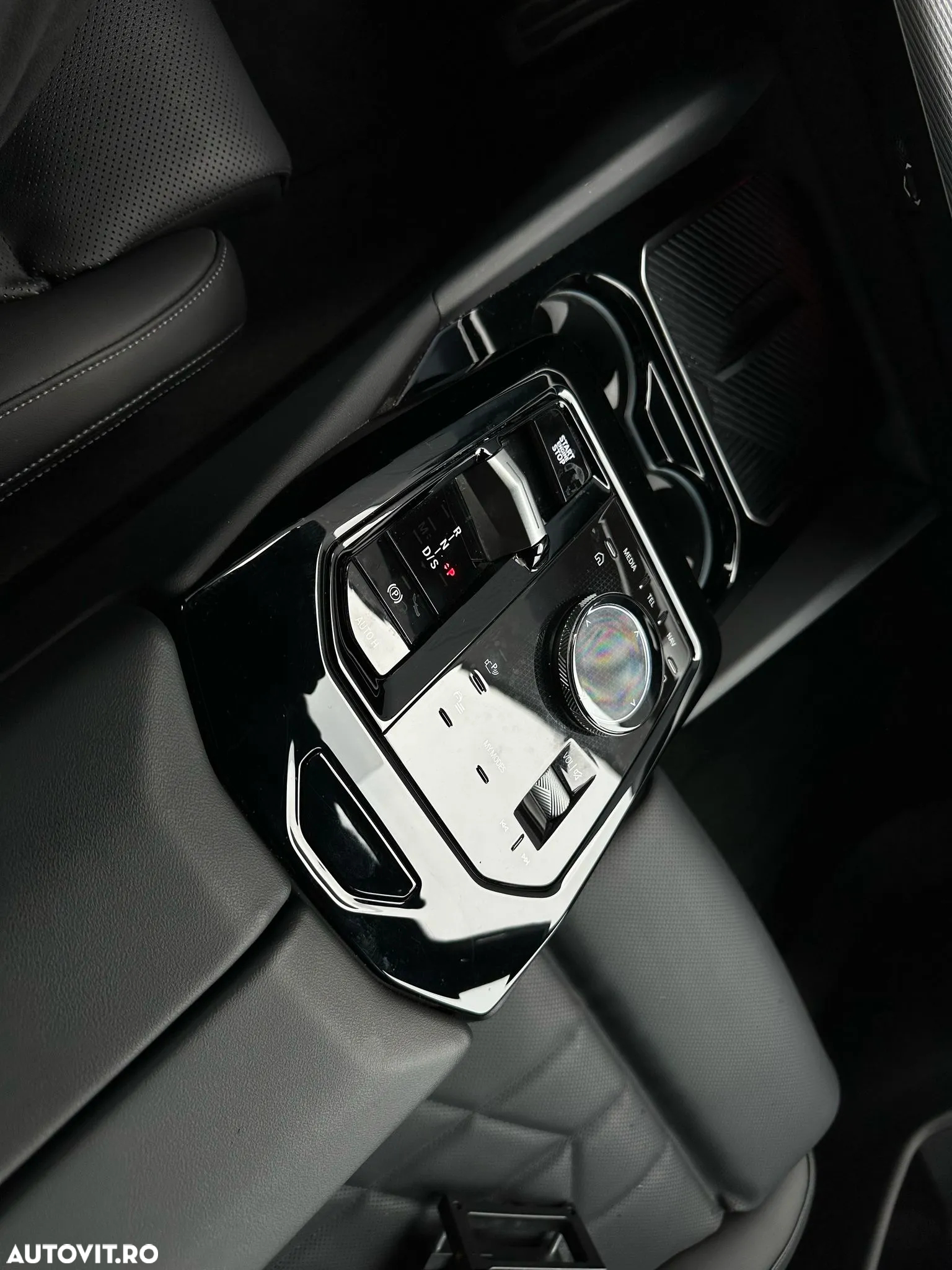 BMW Seria 5 520i Aut. - 9