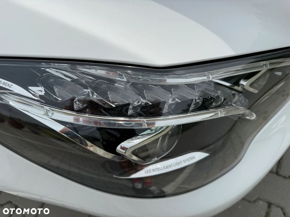 Mercedes-Benz Klasa E 220 CDI 7G-TRONIC - 26