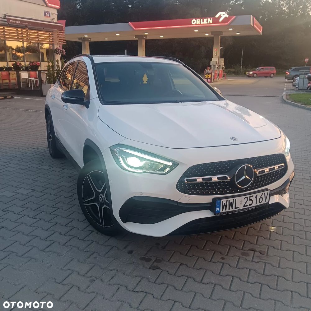 Mercedes-Benz GLA 250 8G-DCT AMG Line - 2