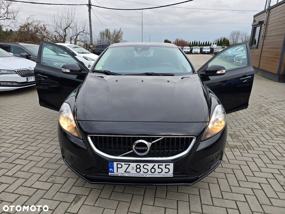 Volvo V40 - 22