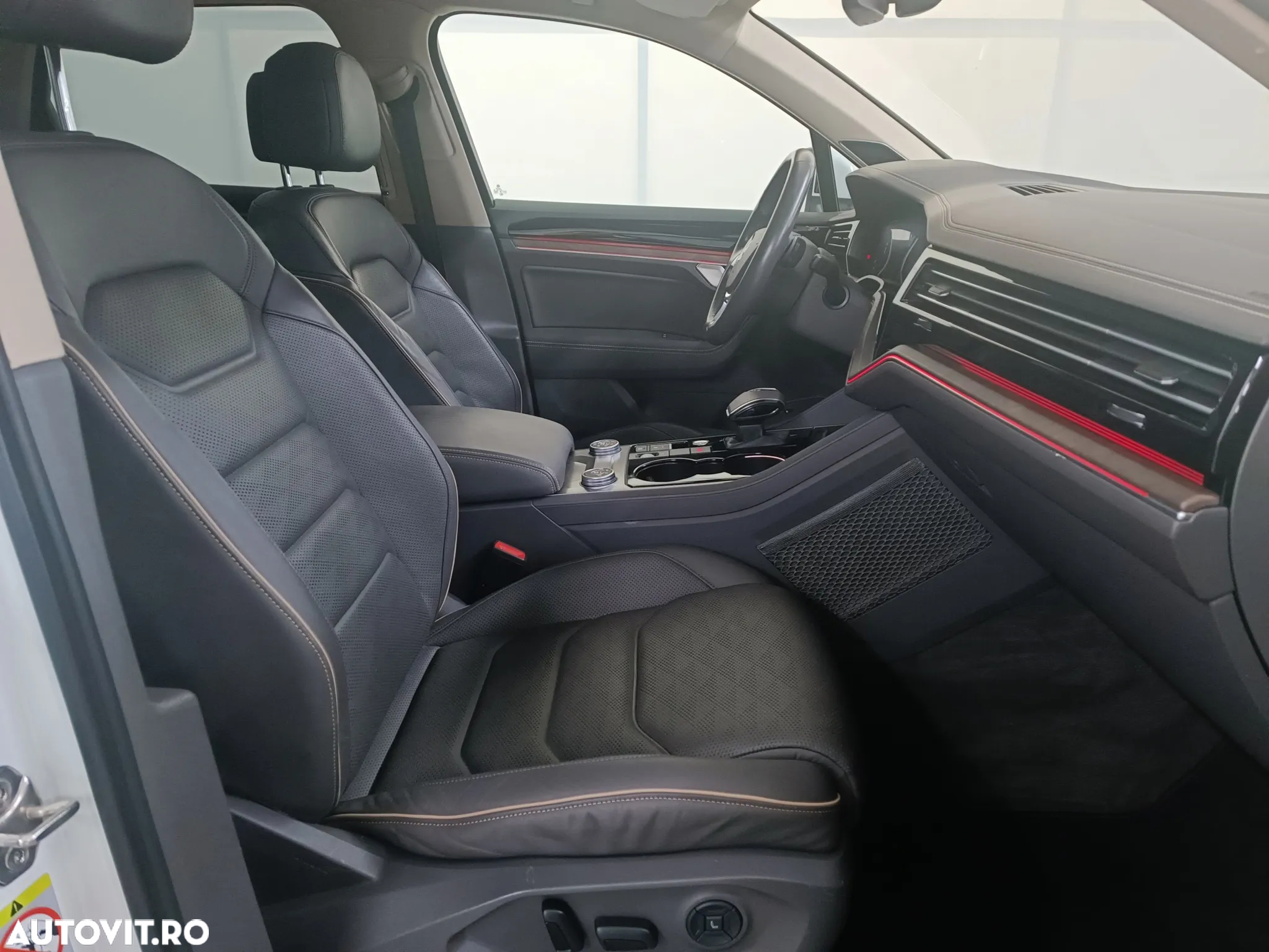 Volkswagen Touareg 3.0 V6 TDI 4Motion DPF Automatik Atmosphere - 8