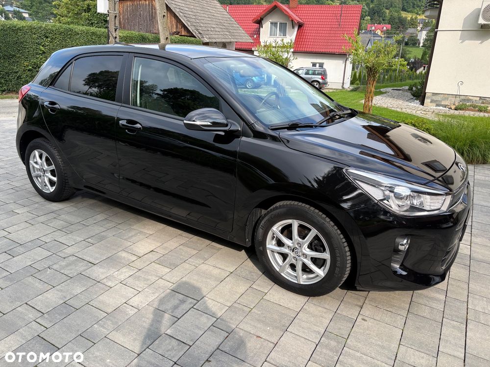 Kia Rio - 5