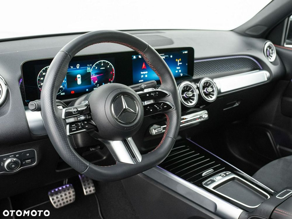 Mercedes-Benz GLB 200 d 4-Matic AMG Line 8G-DCT - 7