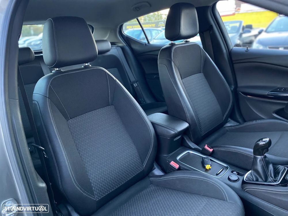 Opel Astra 1.6 CDTI Dynamic Sport - 16