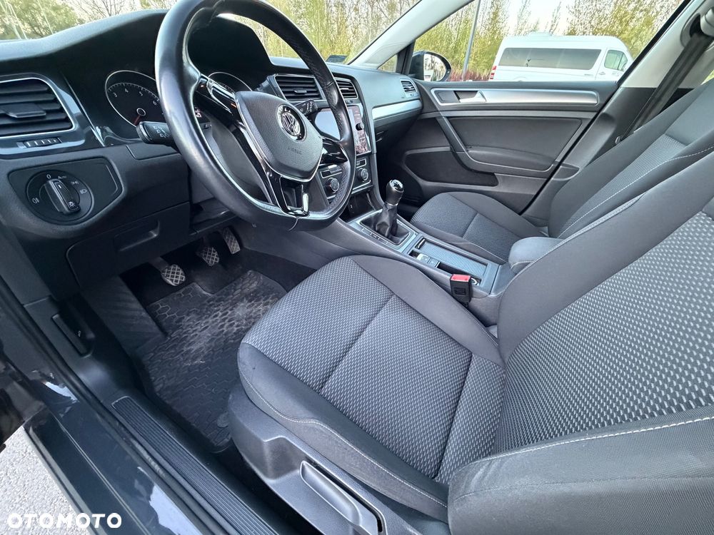 Volkswagen Golf 1.0 TSI Trendline - 11