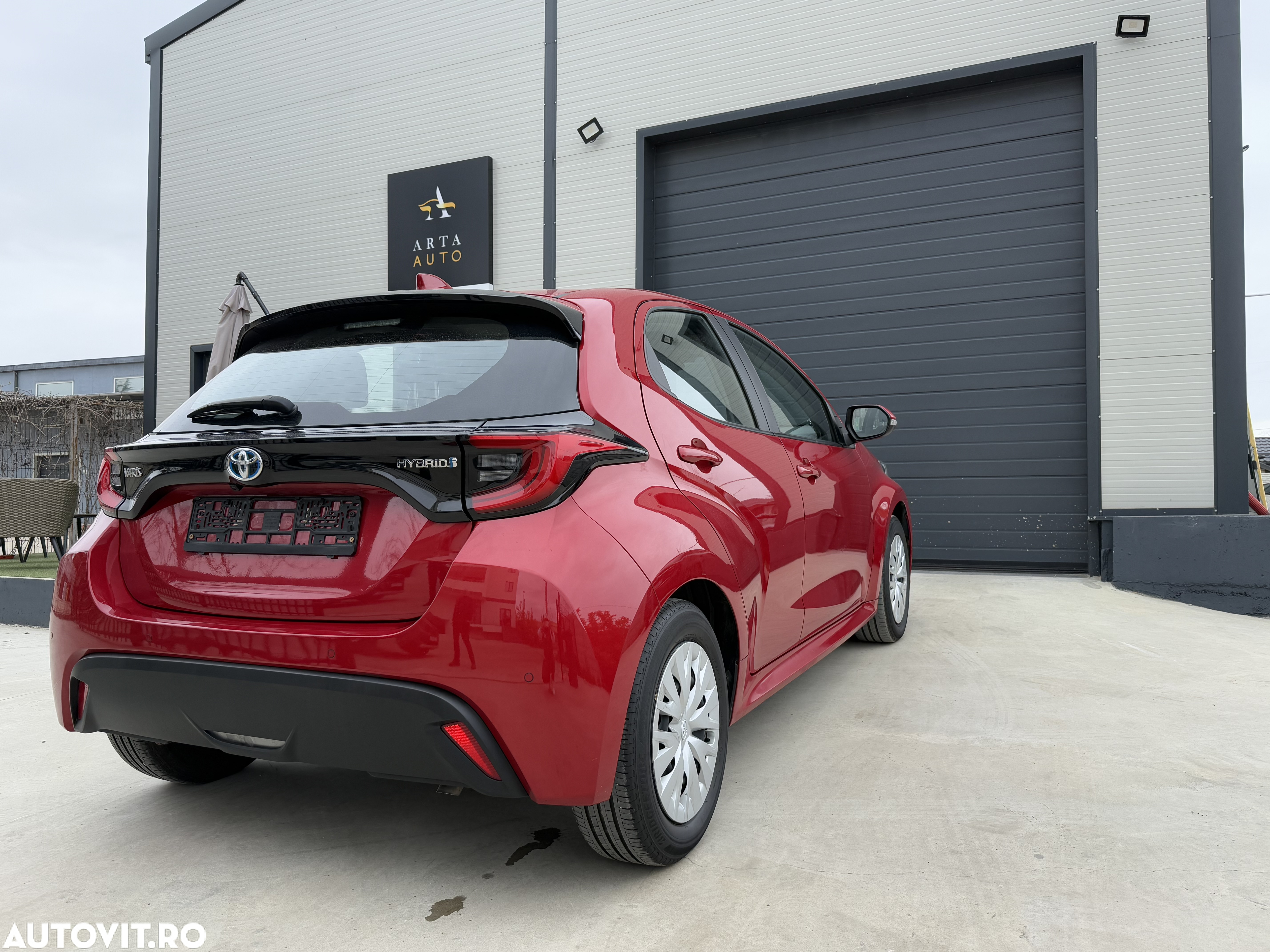 Toyota Yaris 1.5 VVT-i HSD Active - 8