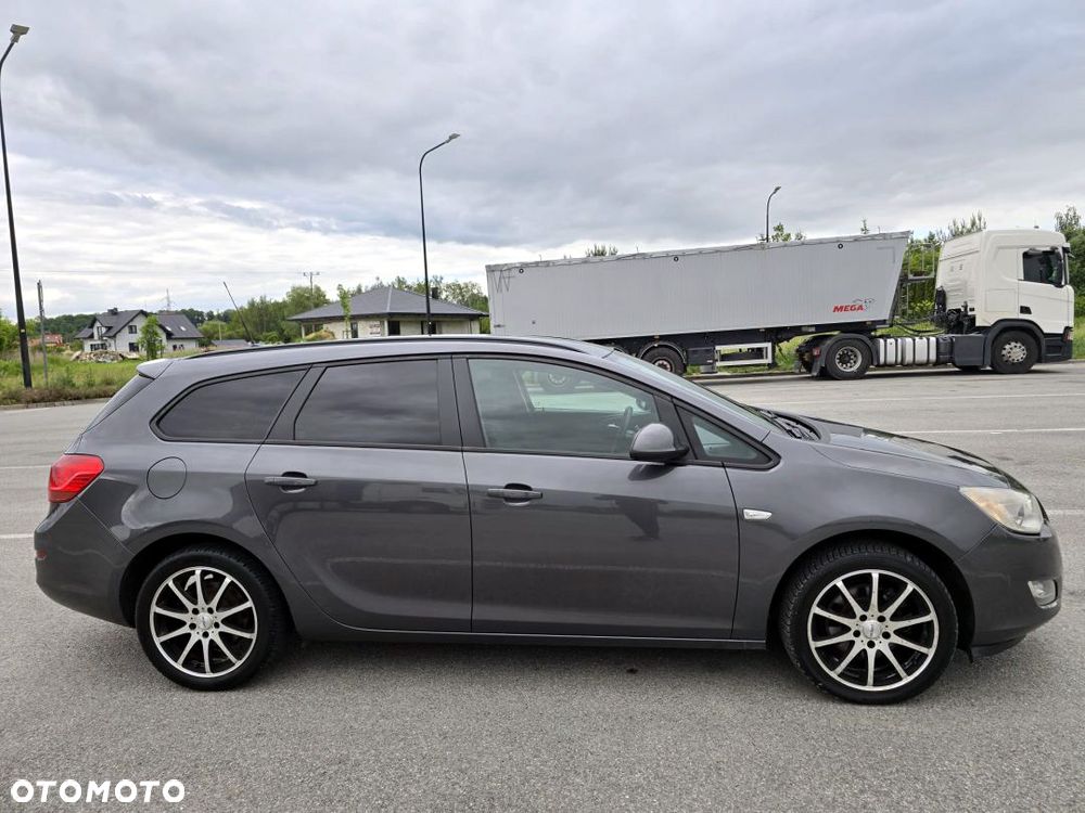 Opel Astra 1.7 CDTI DPF ecoFLEX Start/Stop Design Edition - 36