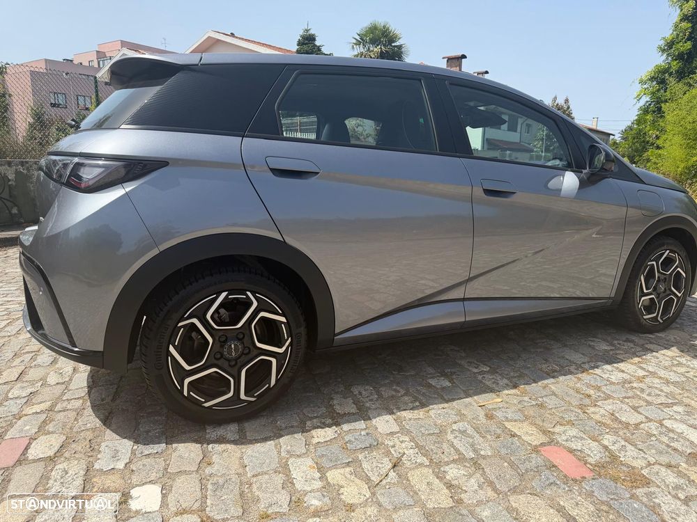 BYD Dolphin - 5