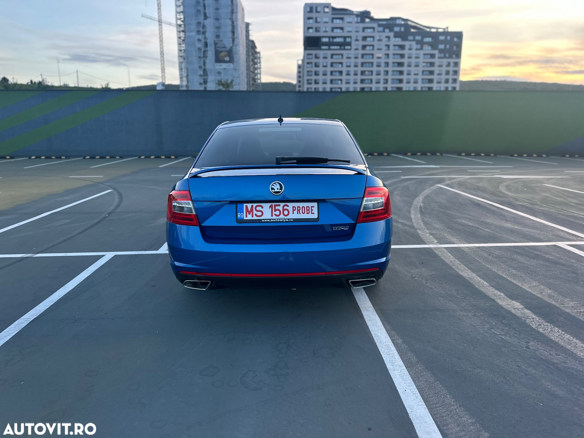 Skoda Octavia 2.0 TDI RS DSG - 25