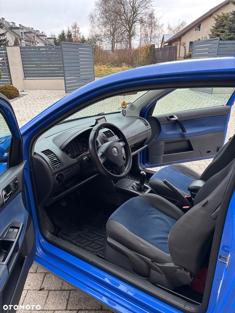 Volkswagen Polo - 8