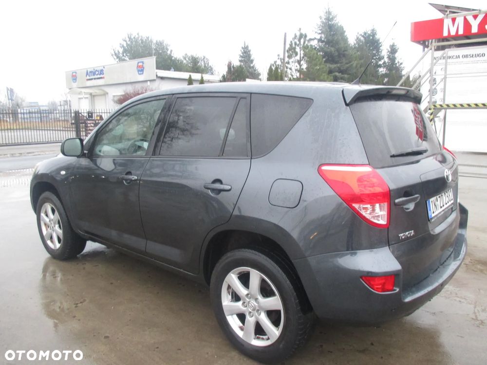 Toyota RAV4 2.0 VVT-i Sol - 3