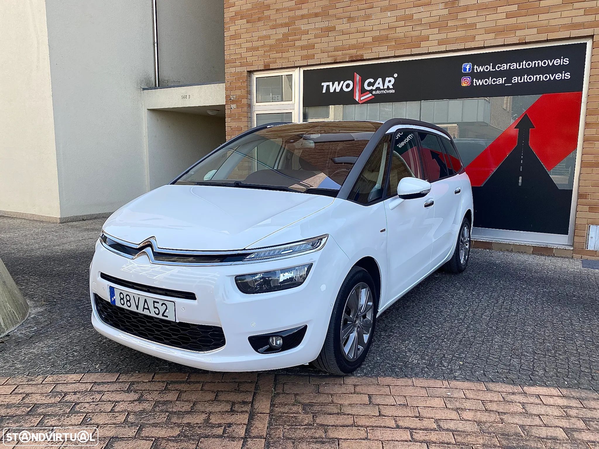 Citroën C4 Grand Picasso 1.6 e-HDi Exclusive - 1