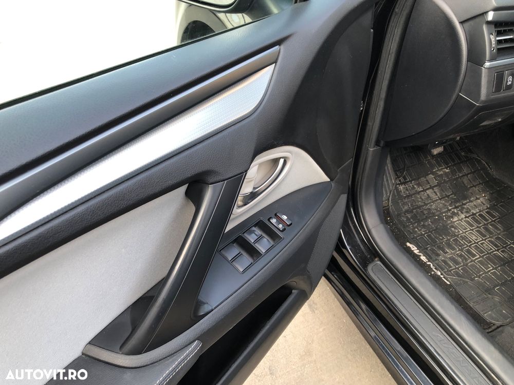 Toyota Avensis Touring Sports 1.6 D-4D Edition S+ - 10