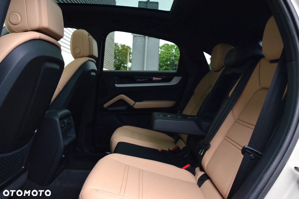 Porsche Cayenne E-Hybrid PHEV - 18