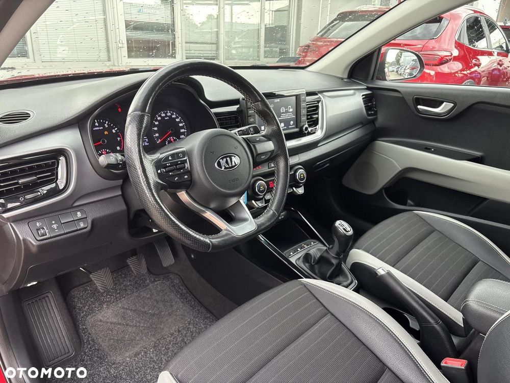Kia Stonic 1.4 L - 9