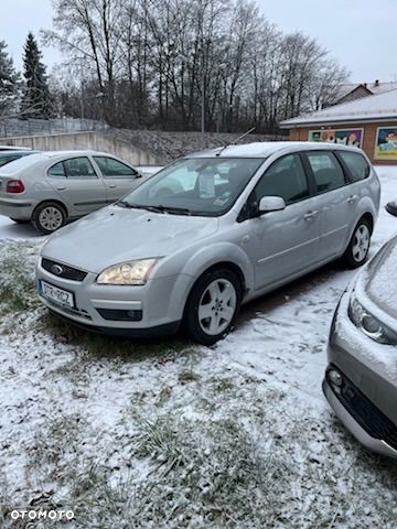 Ford Focus 1.6 TDCi Ambiente DPF - 2