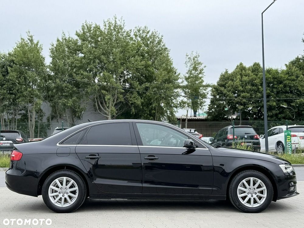 Audi A4 Limousine - 15