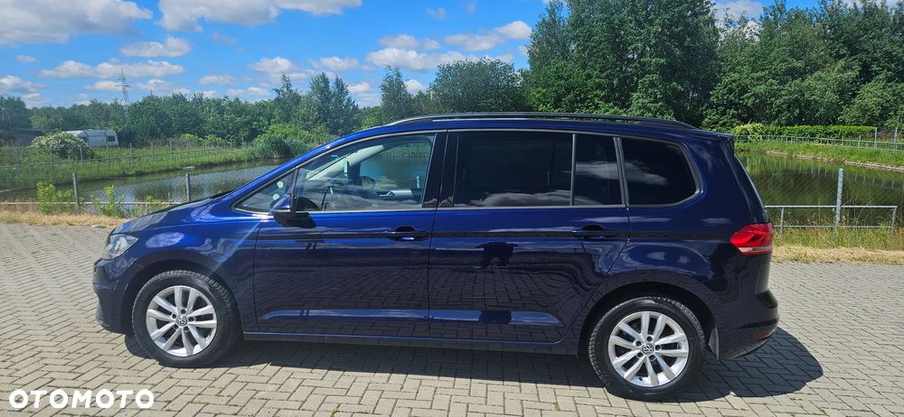 Volkswagen Touran 2.0 TDI BMT Comfortline DSG - 2