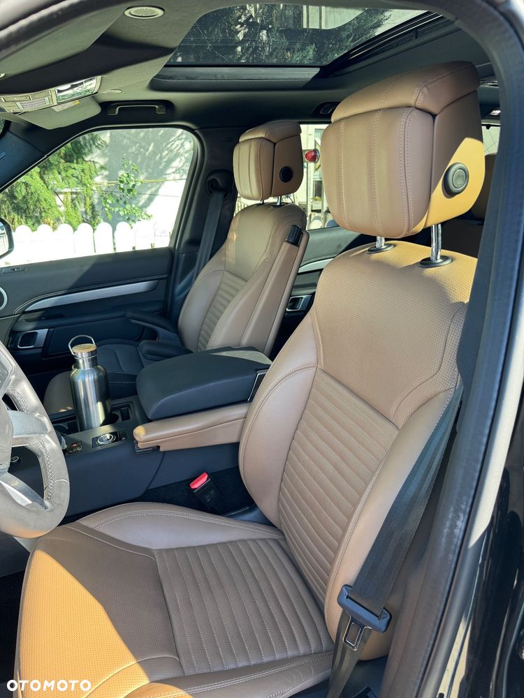 Land Rover Discovery 3.0 D300 mHEV Dynamic HSE - 6