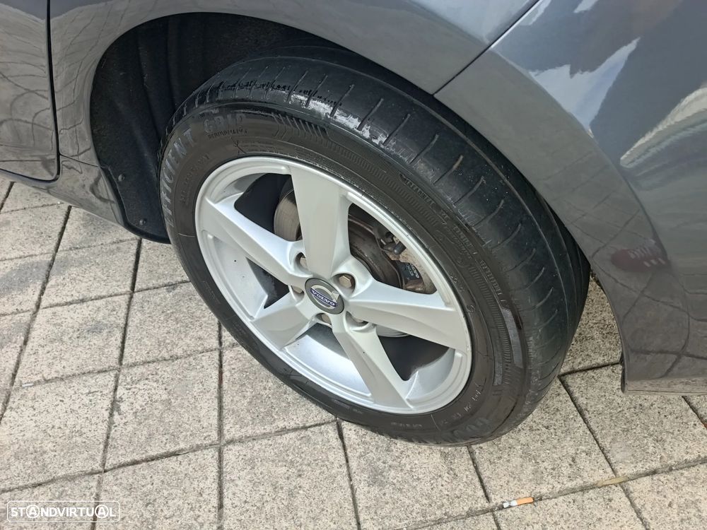 Volvo V40 1.6 D2 Eco Momentum - 10