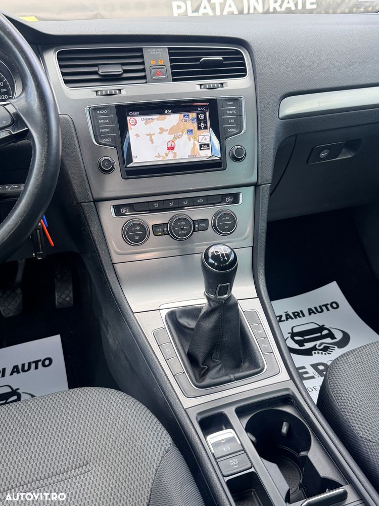 Volkswagen Golf 1.6 TDI BlueMotion Technology Cup - 22