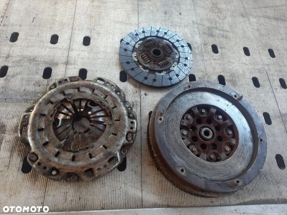 Dwumasa koło dwumasowe mercedes sprinter W906 2,2 cdi om 651 tarcza docisk sprzę - 1