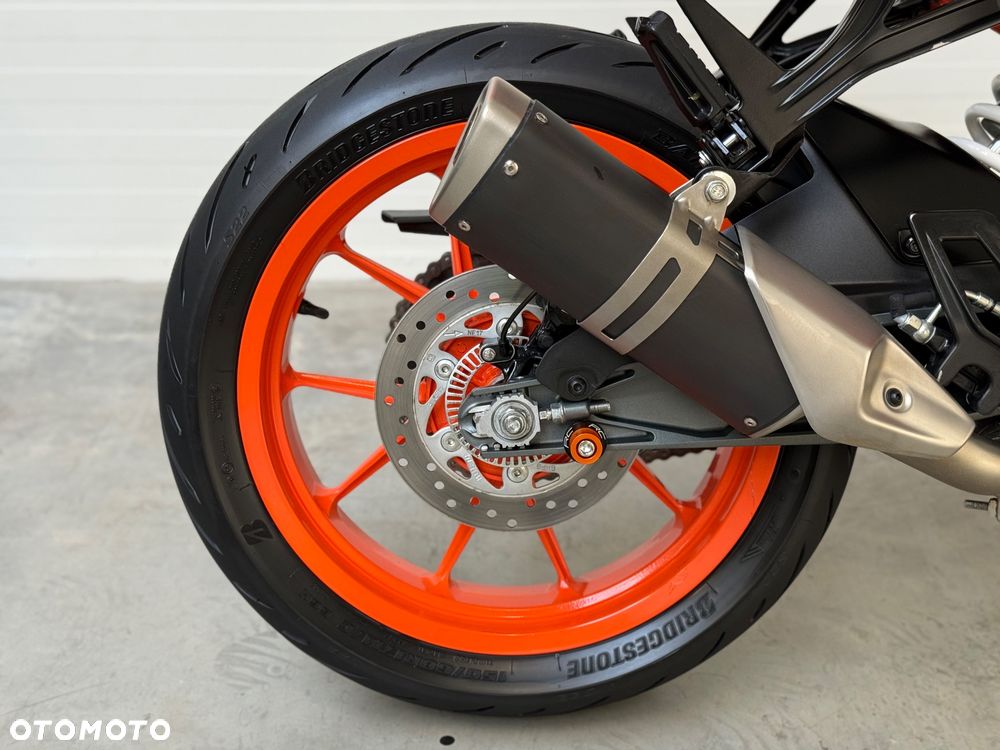 KTM RC 390 - 15
