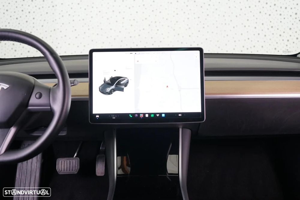 Tesla Model 3 Standard Range Plus RWD - 24