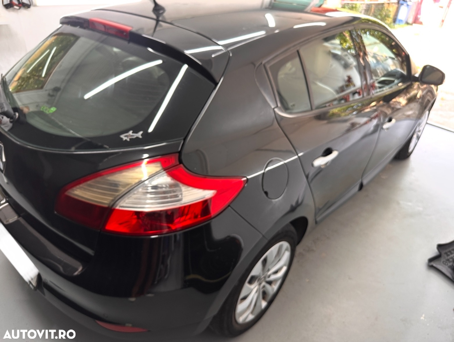 Renault Megane 1.9 dCi FAP Dynamique - 9