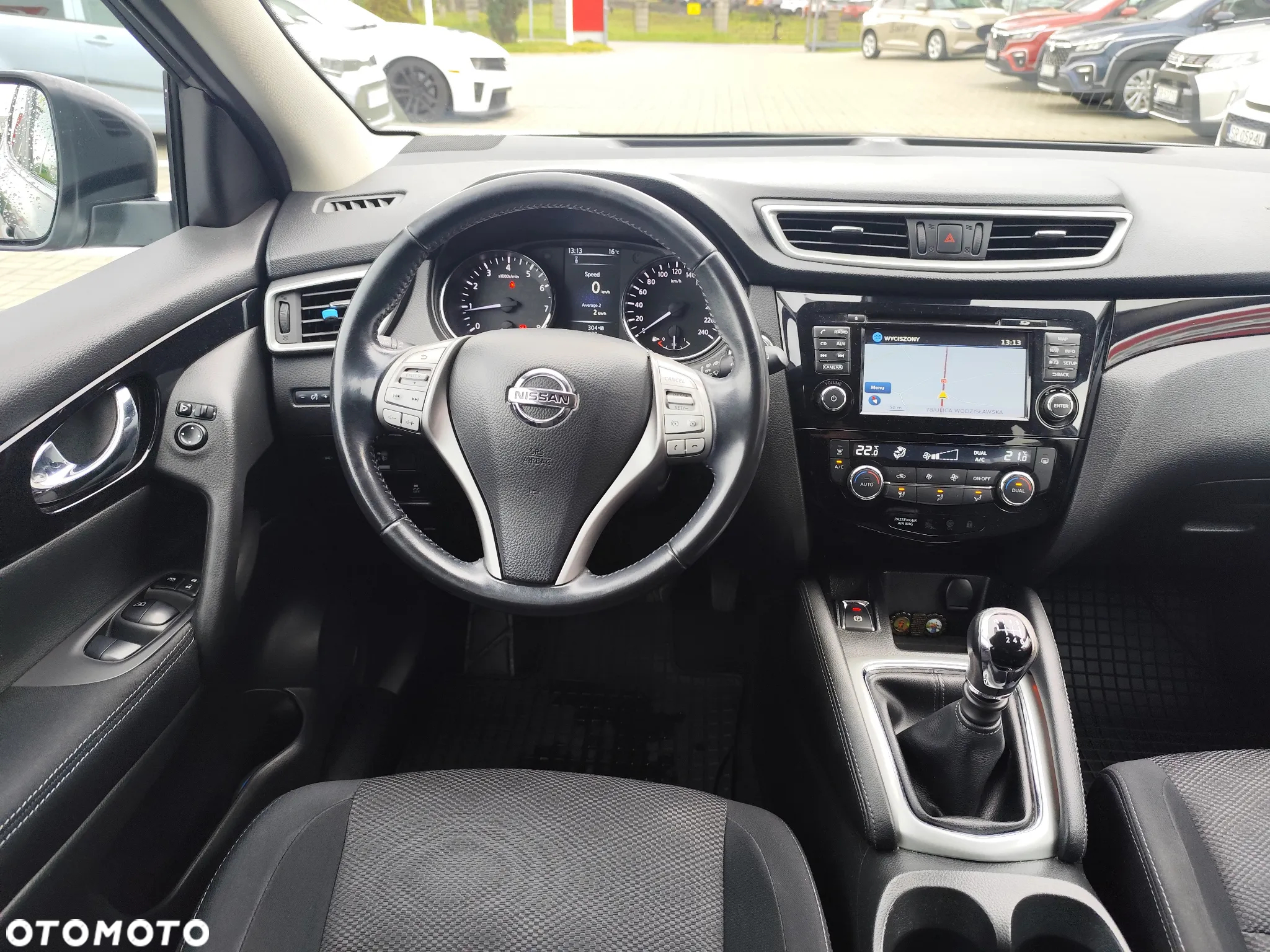 Nissan Qashqai 1.2 DIG-T N-Connecta EU6 - 10