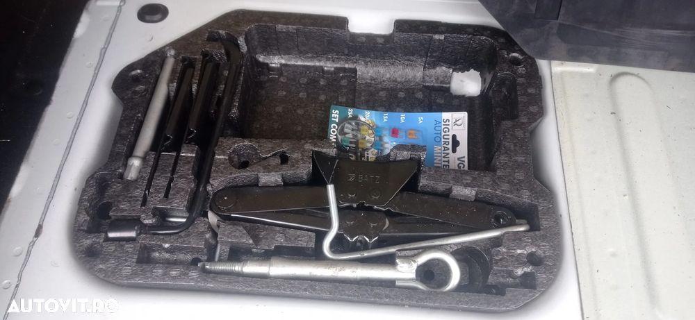 Citroën C4 Picasso 1.6 HDI FAP Tendance - 5