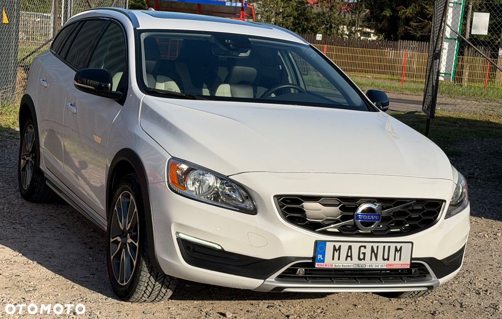 Volvo V60 Cross Country T5 AWD Geartronic Summum - 26