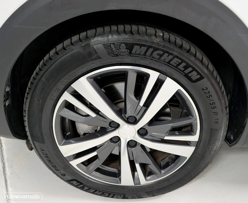 Peugeot 3008 1.6 Hybrid Allure Pack e-EAT8 - 15