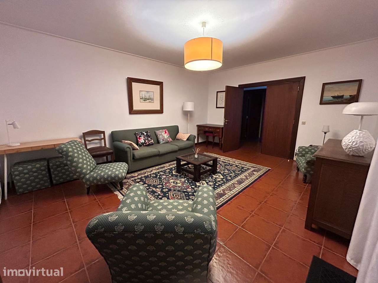 2 Bedroom Furnished 1st Floor Detached House near Oeiras Train Station - Grande imagem: 2/15