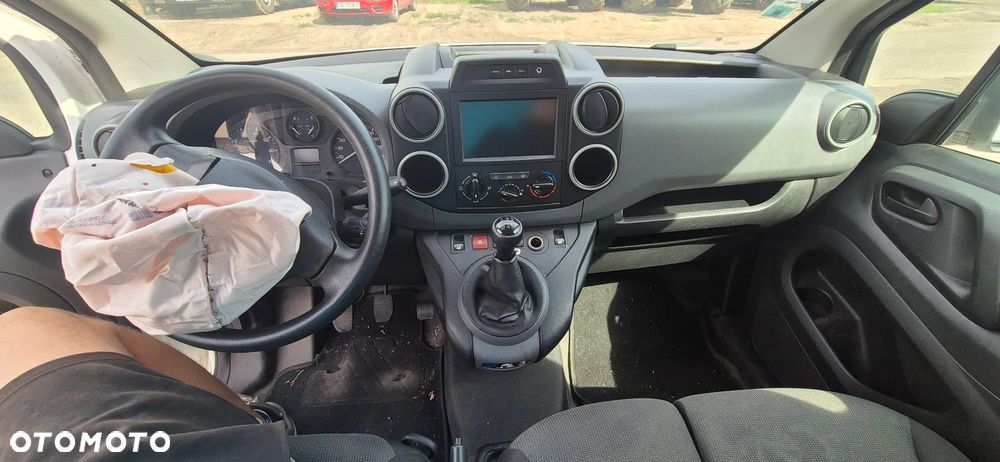 Peugeot PARTNER - 17