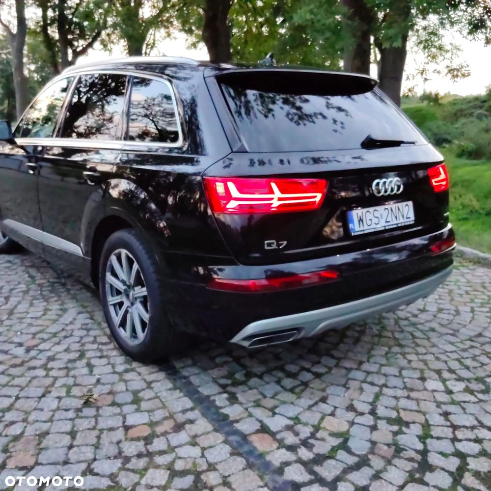 Audi Q7 - 7
