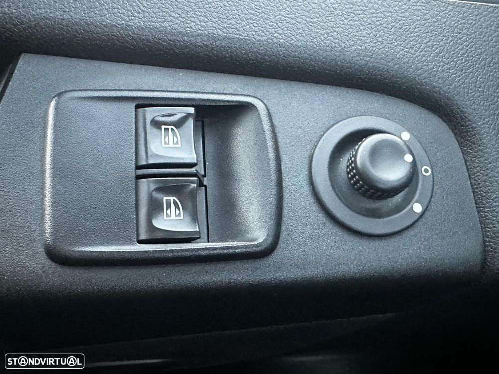 Renault Trafic 2.0 dCi L2H1 1.2T - 20