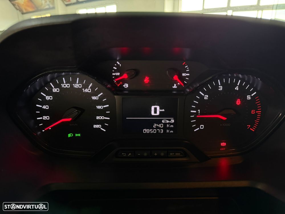 Peugeot Partner HDI Premium - 7