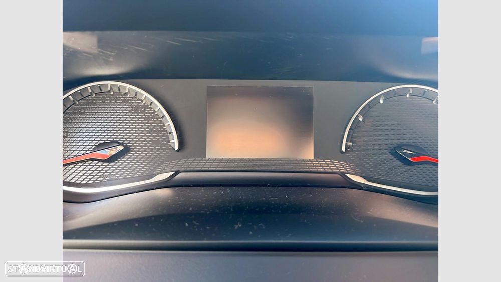 Peugeot 2008 1.2 PureTech Style - 15