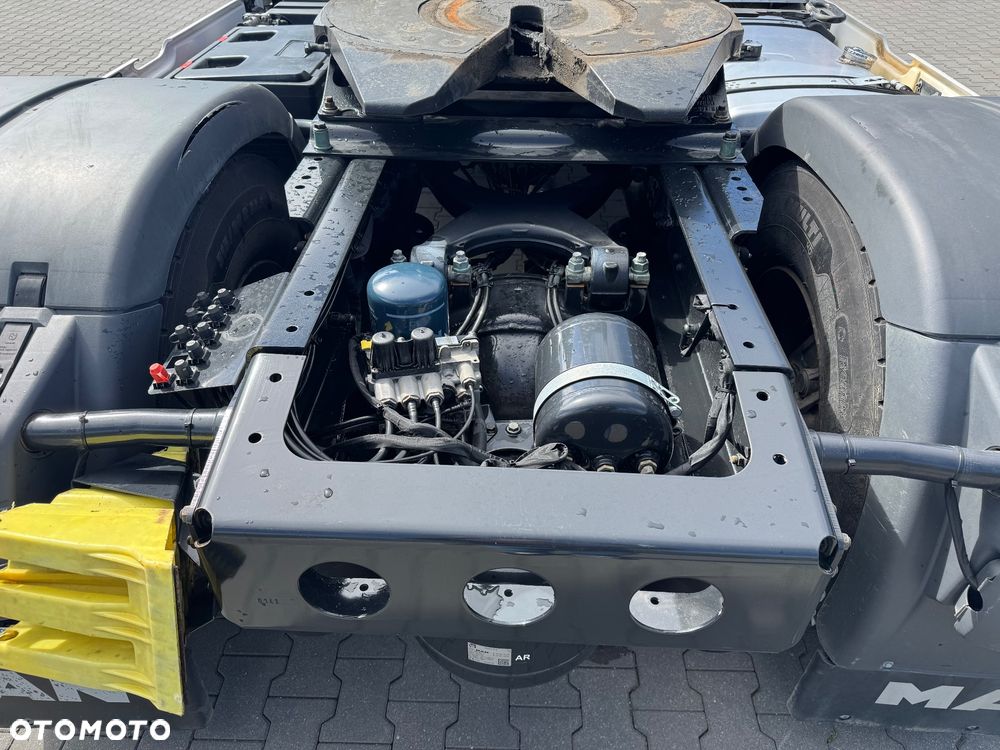 MAN TGS 18.510 BOGATA WERSJA PRZÓD/TYŁ PODUSZKI - 10