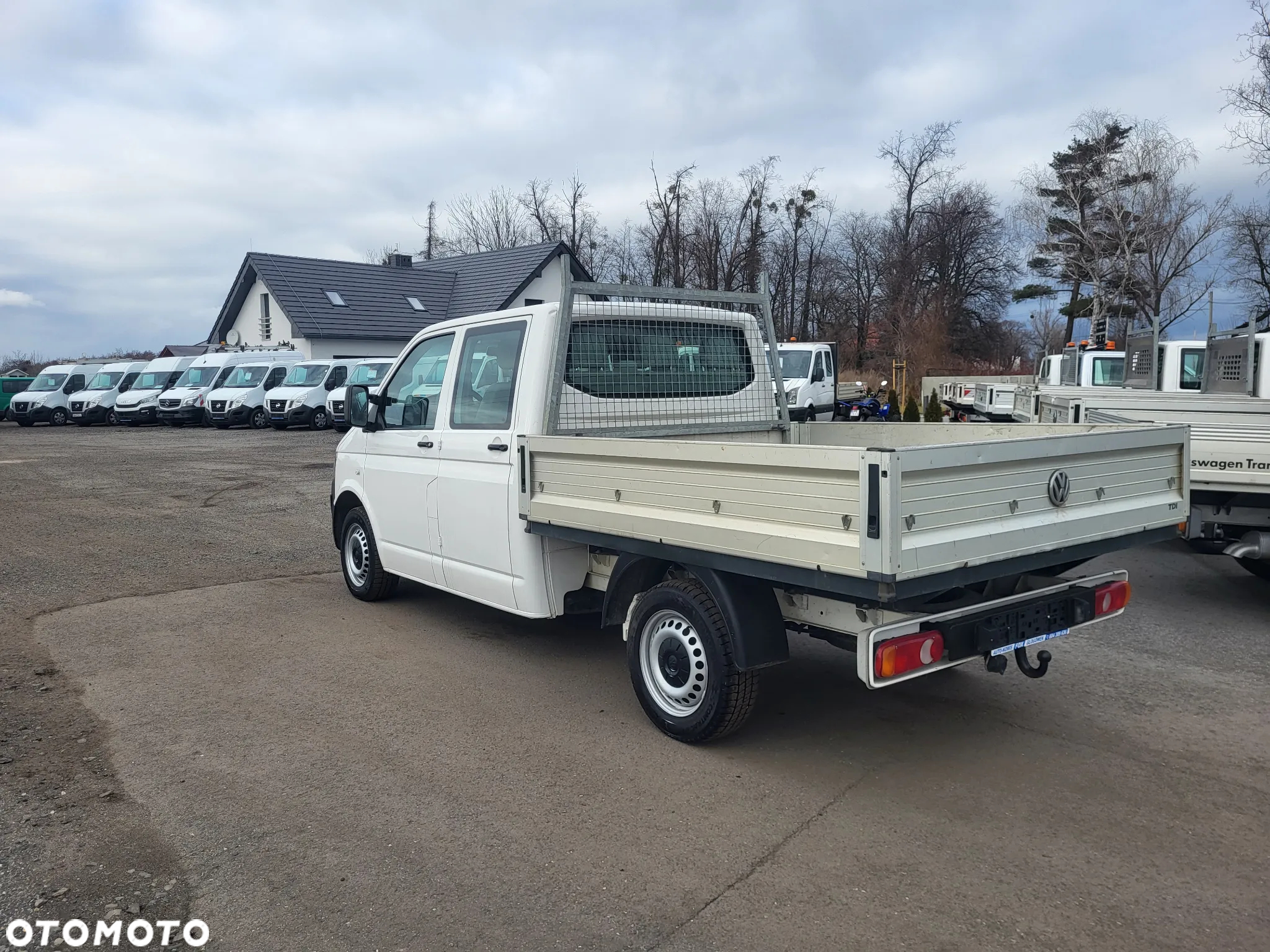 Volkswagen Transporter t5 lift doka klima stan idealny - 5