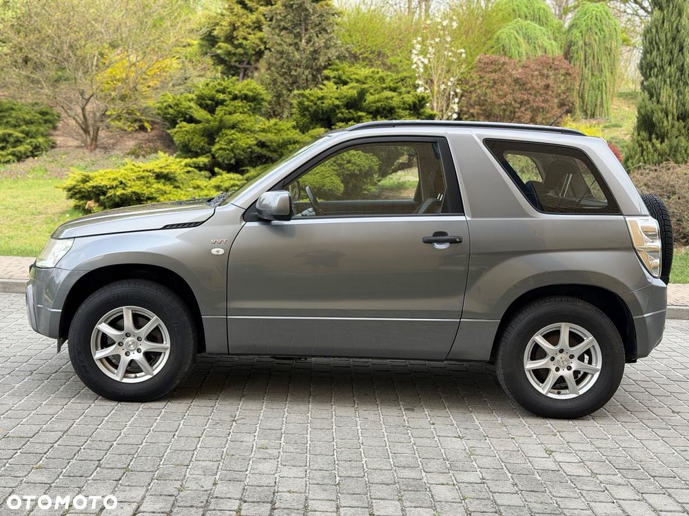 Suzuki Grand Vitara 1.6 - 13